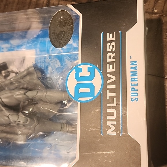 McFarlane DC Multiverse Superman Unchained Armor 7" Exclusive Collectible NIB - Picture 3 of 5